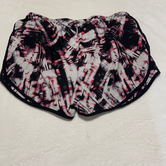 Women's Calvin Klein S Athletic Shorts Black Red White Abstract - Picture 3 of 4